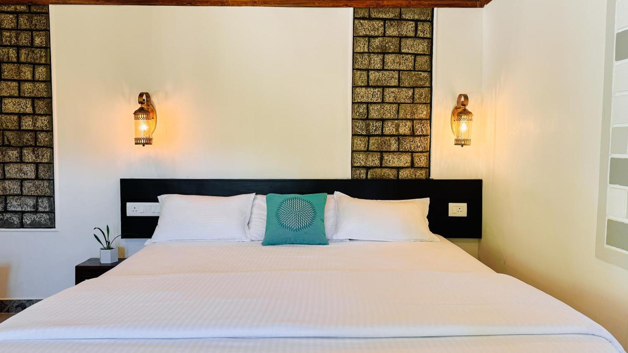 Calm Shack - 2 Bedroom-Boutique Farm Stay Munnar Kültér fotó