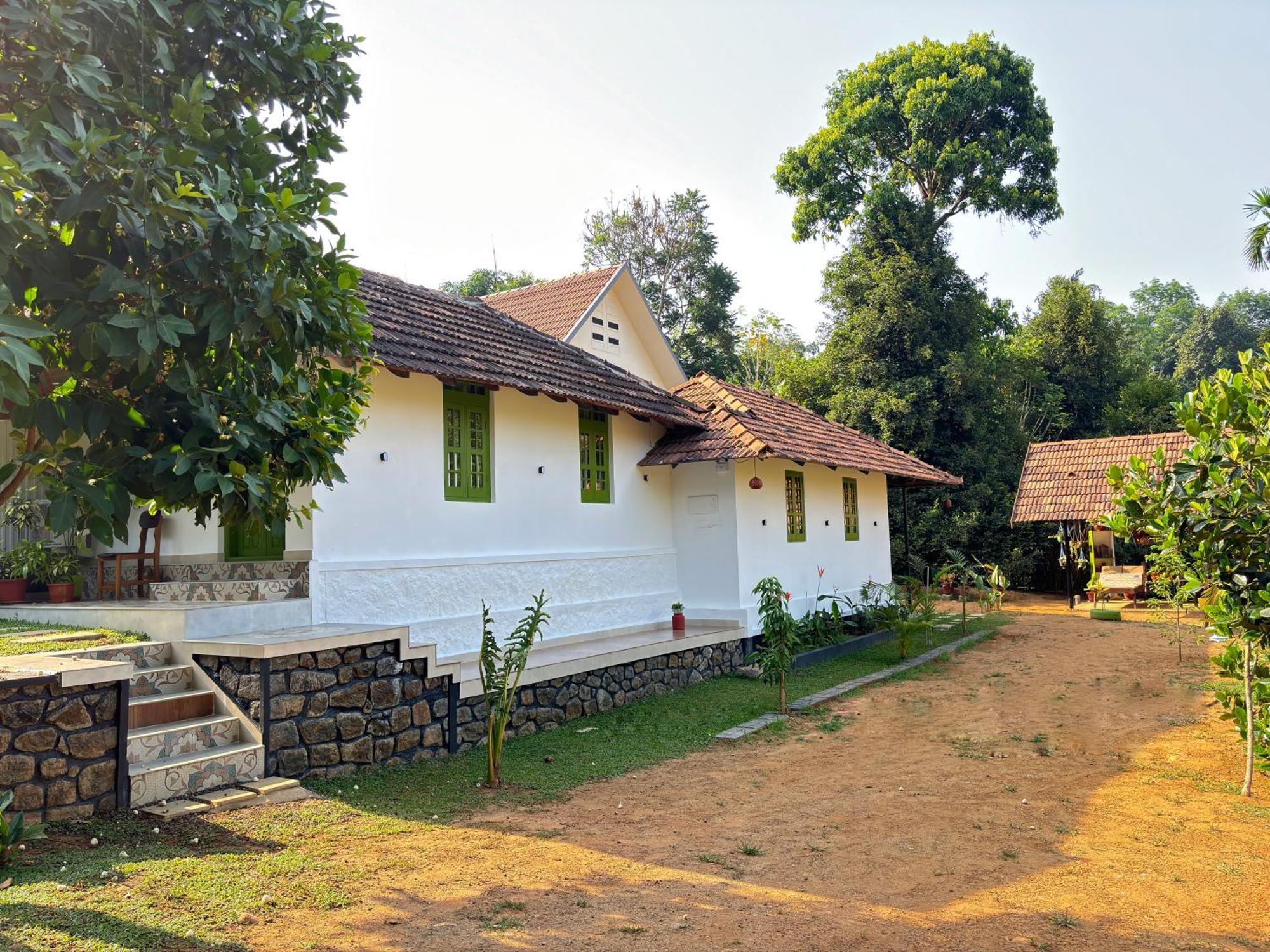 Calm Shack - 2 Bedroom-Boutique Farm Stay Munnar Kültér fotó