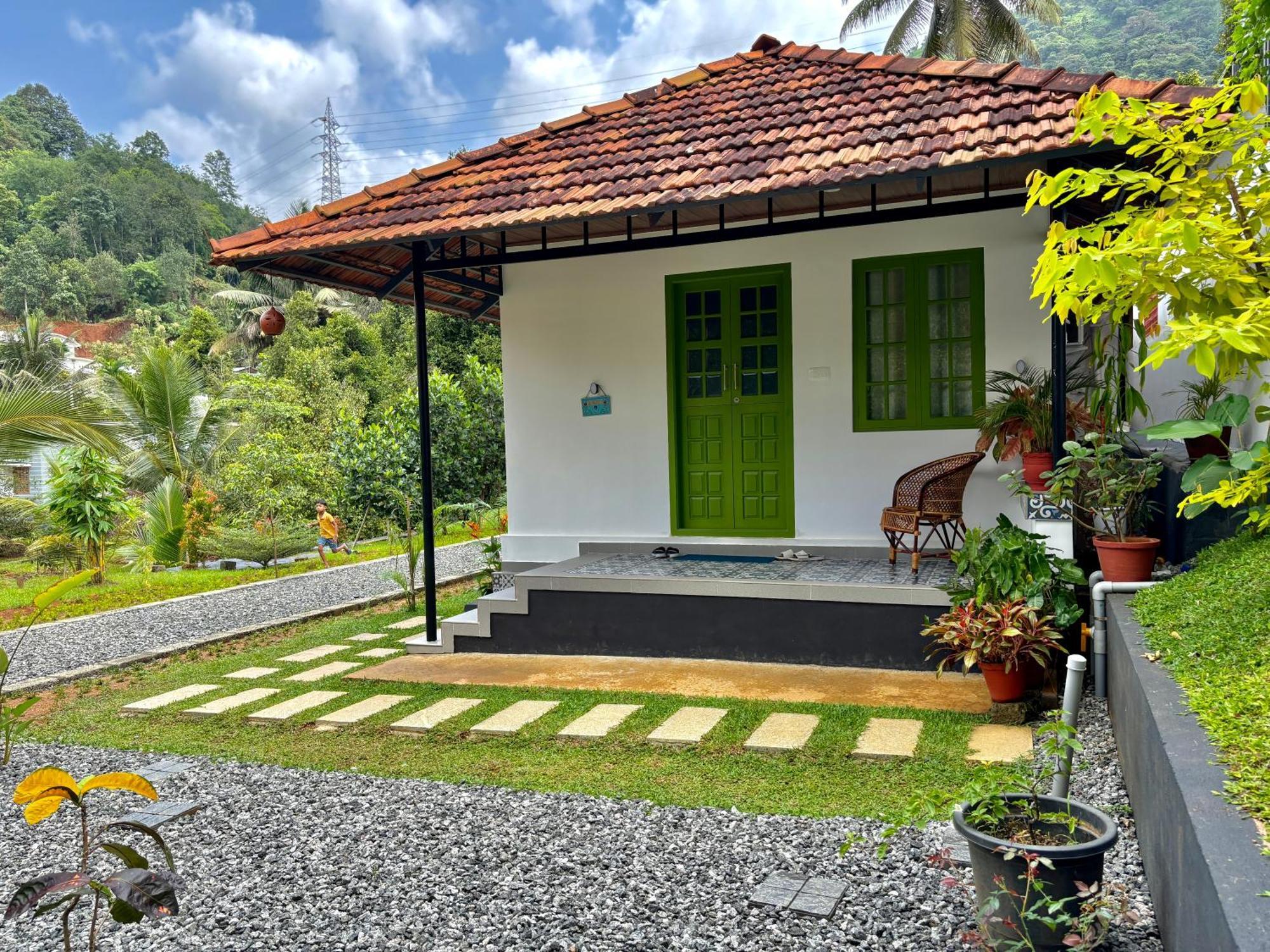 Calm Shack - 2 Bedroom-Boutique Farm Stay Munnar Kültér fotó